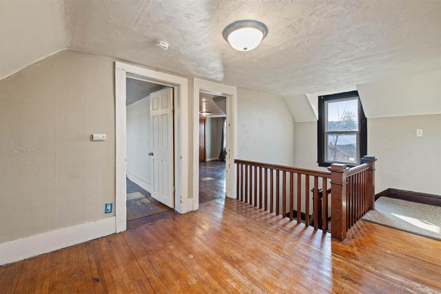 829 PIERCE AVENUE, Marinette, WI 54143