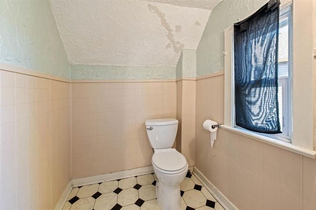 829 PIERCE AVENUE, Marinette, WI 54143