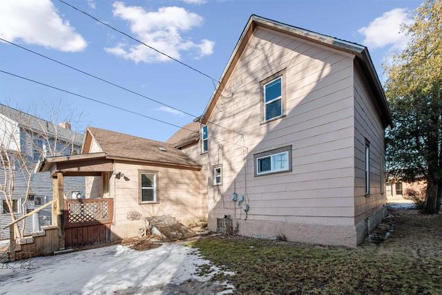 829 PIERCE AVENUE, Marinette, WI 54143