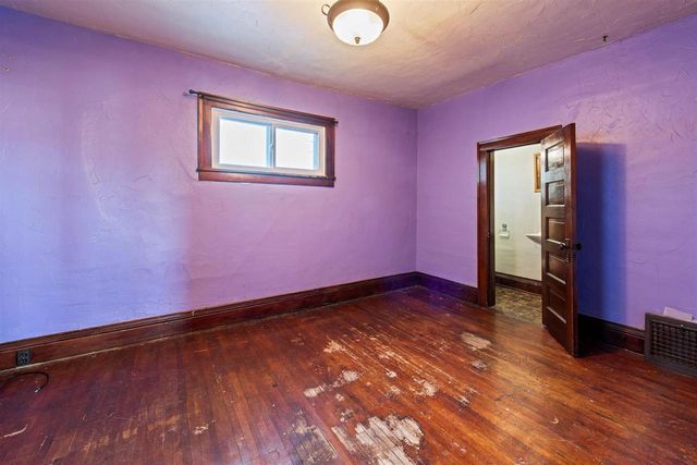 829 PIERCE AVENUE, Marinette, WI 54143