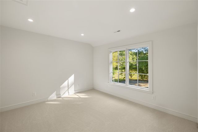 339 45th Street, Des Moines, IA 50312