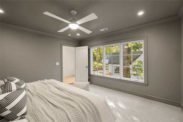 339 45th Street, Des Moines, IA 50312