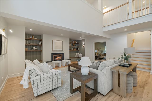 339 45th Street, Des Moines, IA 50312