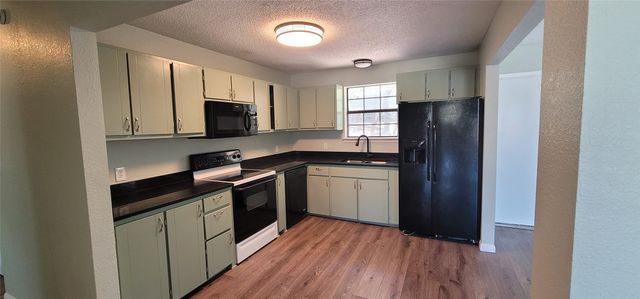 1701 Saddle Road, Granbury, TX 76049