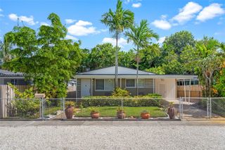 766 E 36th St, Hialeah, FL 33013