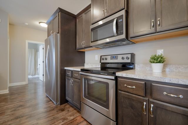 5404 Cinnamon Point, Mayer, MN 55360