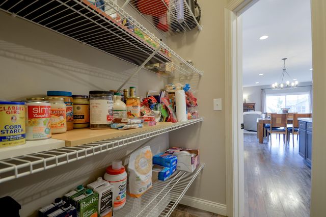 5404 Cinnamon Point, Mayer, MN 55360