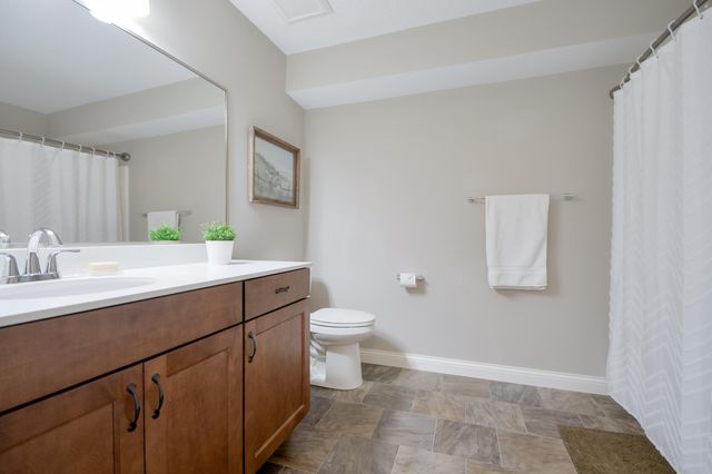 5404 Cinnamon Point, Mayer, MN 55360