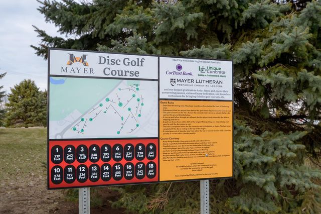 5404 Cinnamon Point, Mayer, MN 55360