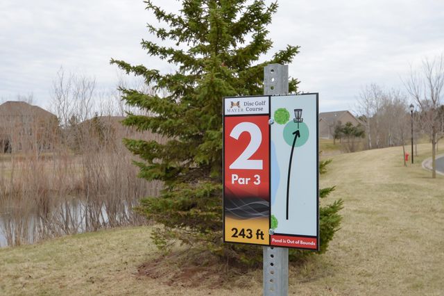 5404 Cinnamon Point, Mayer, MN 55360