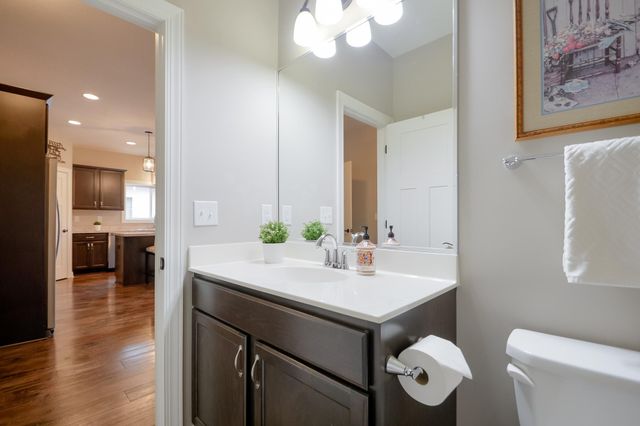 5404 Cinnamon Point, Mayer, MN 55360