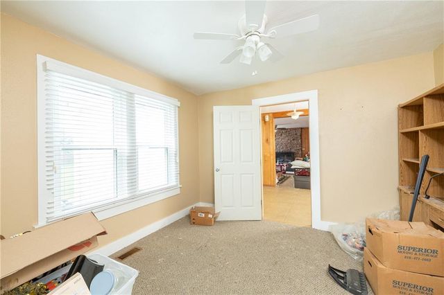 5236 W Wedington Drive, Fayetteville, AR 72704
