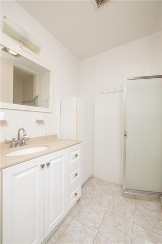 5236 W Wedington Drive, Fayetteville, AR 72704