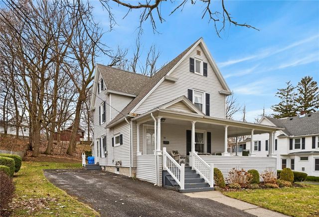 18 Pleasant Street, Manchester, NY 14432