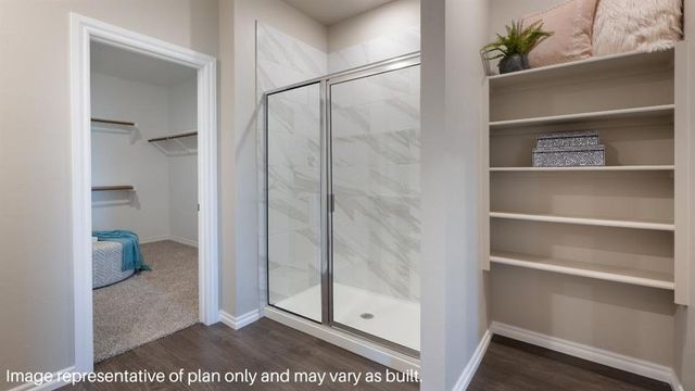 2700 Casey Drive, Yukon, OK 73099