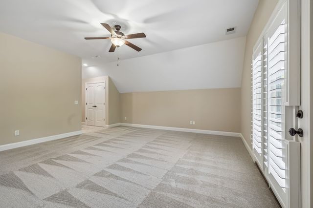 143 Village Cir, Lebanon, TN 37087
