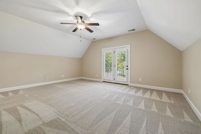 143 Village Cir, Lebanon, TN 37087