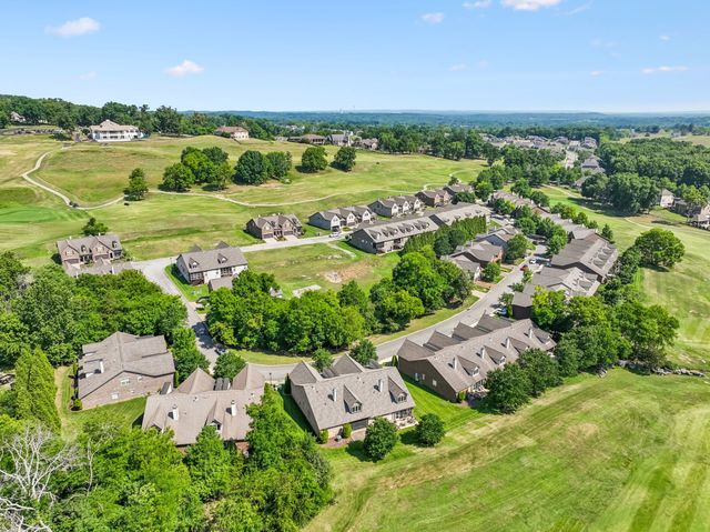 143 Village Cir, Lebanon, TN 37087