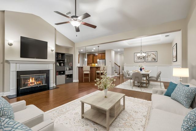 143 Village Cir, Lebanon, TN 37087