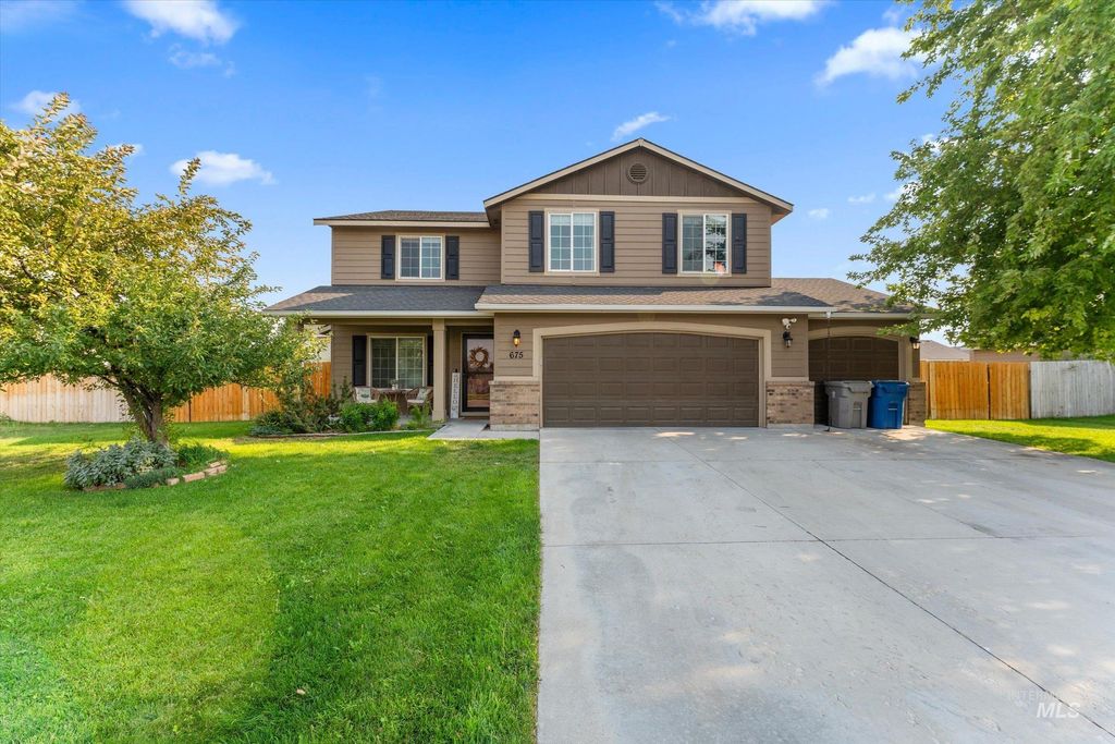 675 SW Nugget, Mountain Home, ID 83647 photo 2
