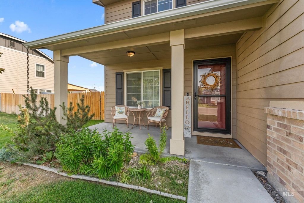 675 SW Nugget, Mountain Home, ID 83647 photo 3