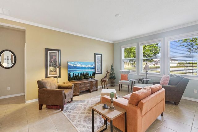 706 BAREFOOT BAY LOOP, Groveland, FL 34736