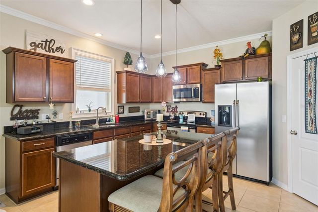 706 BAREFOOT BAY LOOP, Groveland, FL 34736