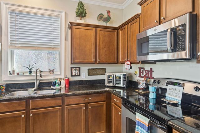 706 BAREFOOT BAY LOOP, Groveland, FL 34736