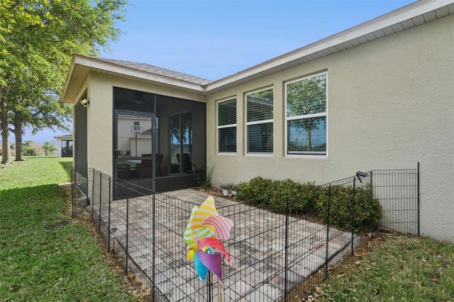 706 BAREFOOT BAY LOOP, Groveland, FL 34736