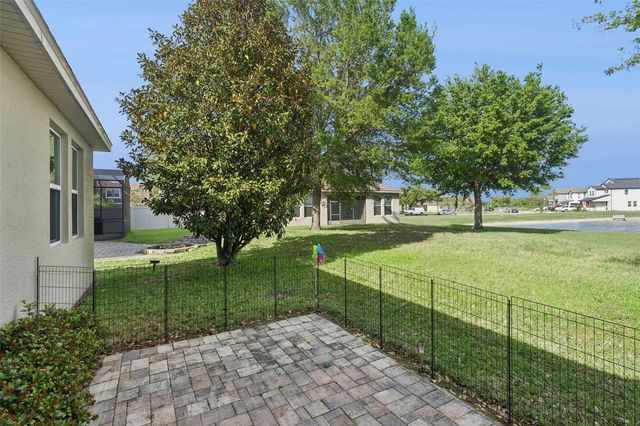 706 BAREFOOT BAY LOOP, Groveland, FL 34736