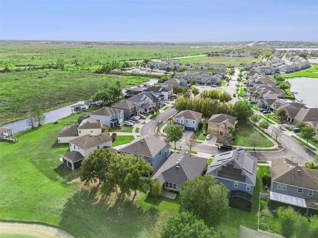 706 BAREFOOT BAY LOOP, Groveland, FL 34736