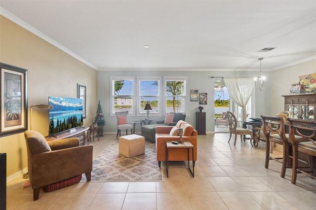 706 BAREFOOT BAY LOOP, Groveland, FL 34736