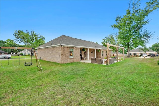 10095 Desiree Court S, Theodore, AL 36582