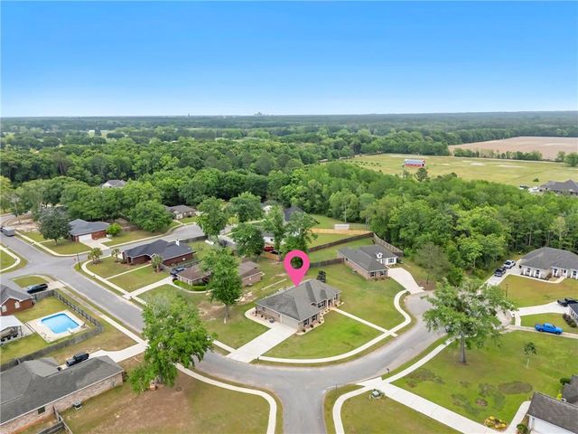 10095 Desiree Court S, Theodore, AL 36582