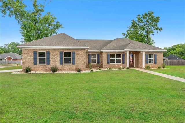 10095 Desiree Court S, Theodore, AL 36582