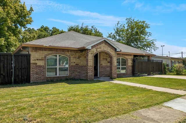 1533 Cairn Circle, Fort Worth, TX 76134