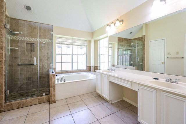 4230 Torrey Creek Lane, Houston, TX 77014