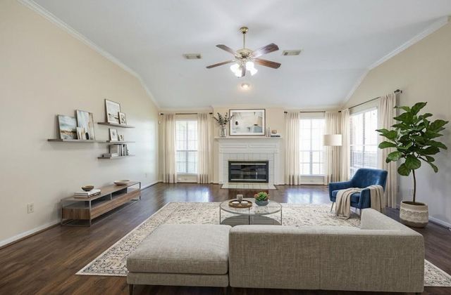 4230 Torrey Creek Lane, Houston, TX 77014