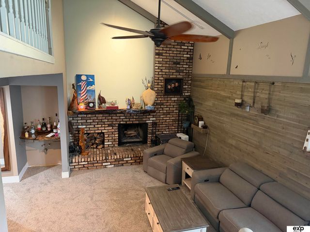 5538 S 152nd Street, Omaha, NE 68137