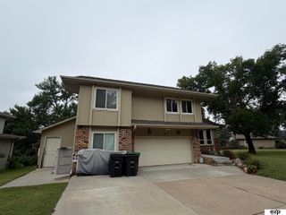 5538 S 152nd Street, Omaha, NE 68137