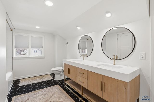 901 ST CLOUD ST, Rapid City, SD 57701