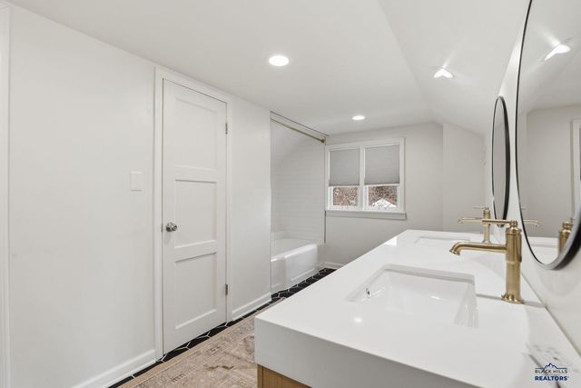 901 ST CLOUD ST, Rapid City, SD 57701