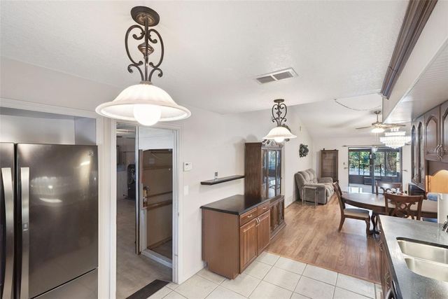 921 N 4TH AVENUE, Deltona, FL 32725