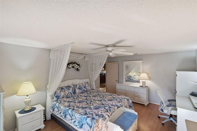 921 N 4TH AVENUE, Deltona, FL 32725