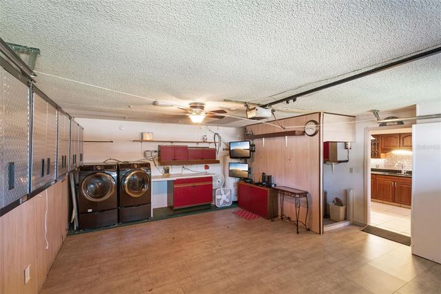 921 N 4TH AVENUE, Deltona, FL 32725