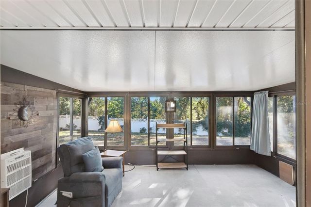 921 N 4TH AVENUE, Deltona, FL 32725