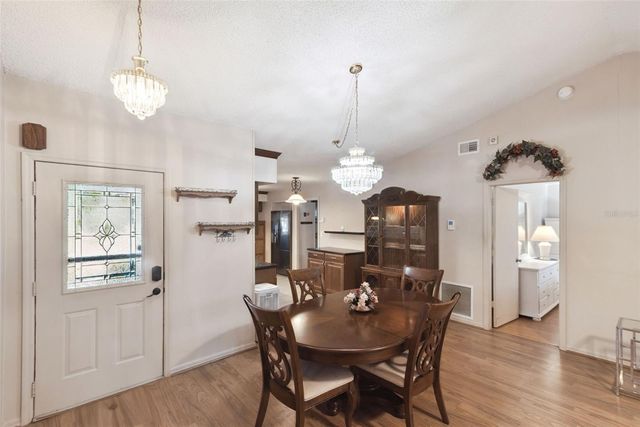 921 N 4TH AVENUE, Deltona, FL 32725