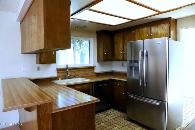 2684 Lander Court, Newbury Park, CA 91320