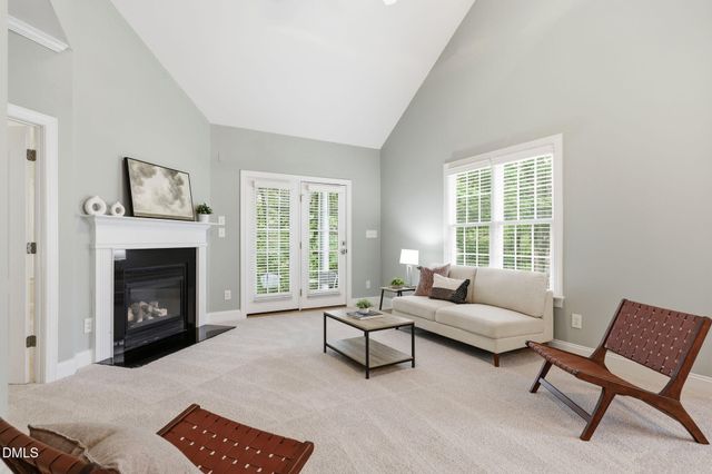 910 Quiet Woods Place, Durham, NC 27712