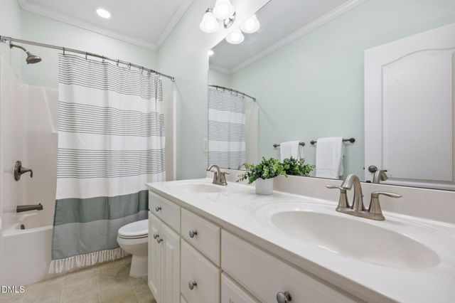 910 Quiet Woods Place, Durham, NC 27712